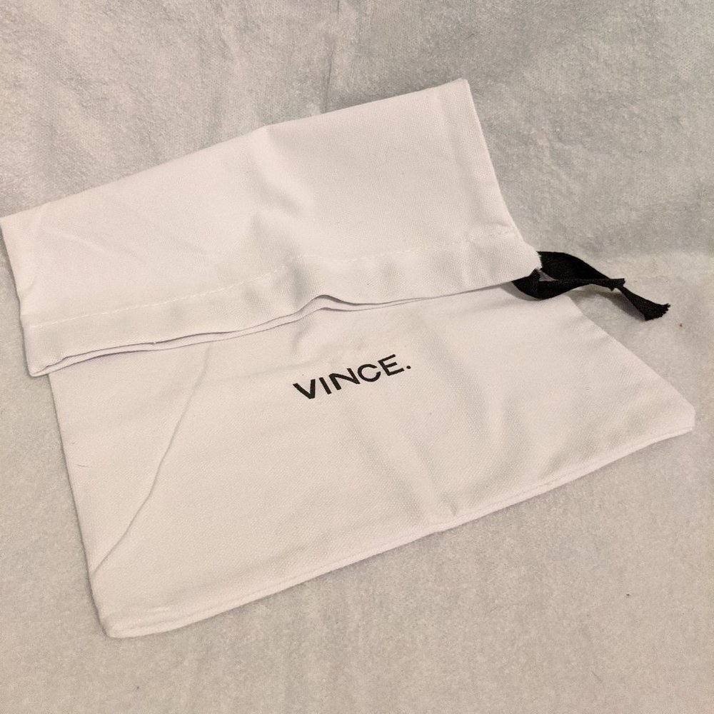 Vince White Dust Cover Bag